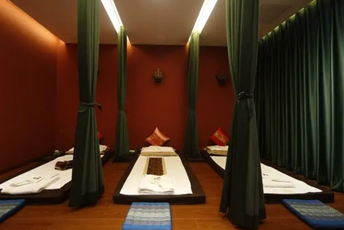 广州越秀区泰式按摩的被动瑜伽：当身体被折叠成诗